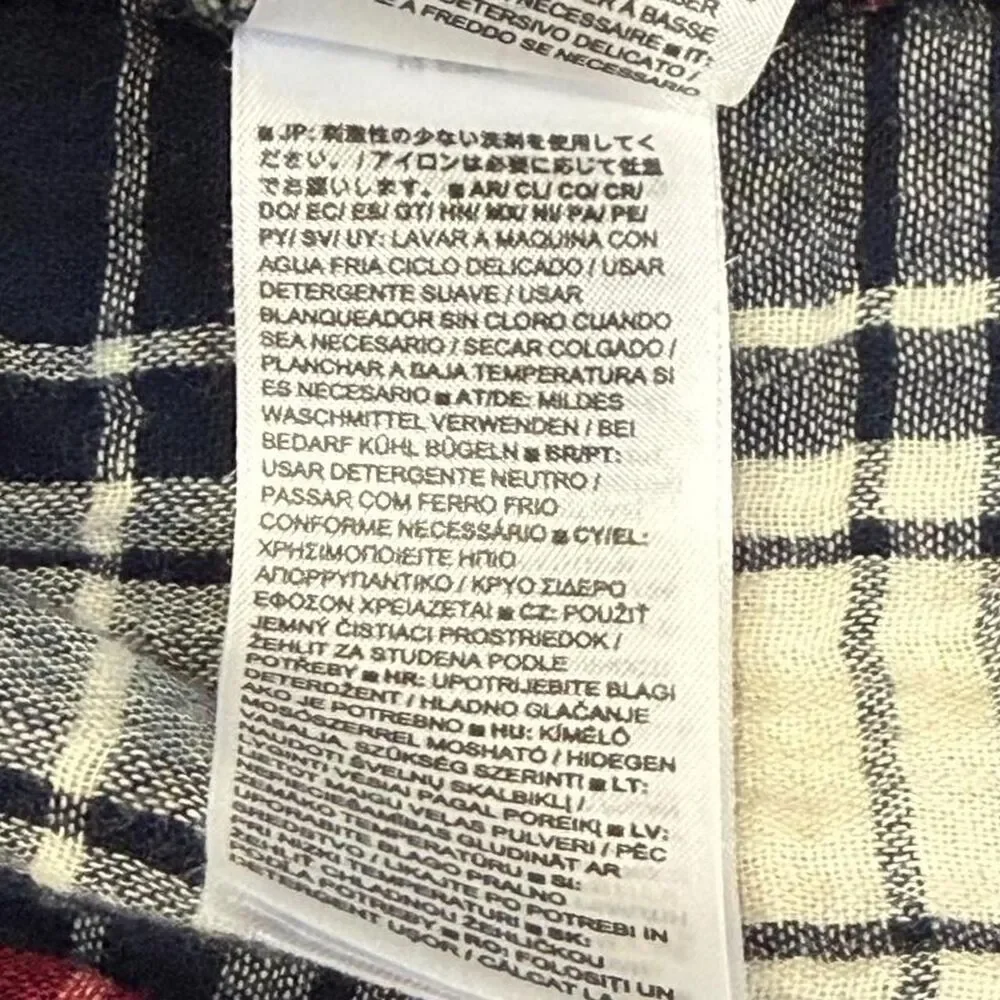 Gap kids navy, red, and cream plaid mini skirt S